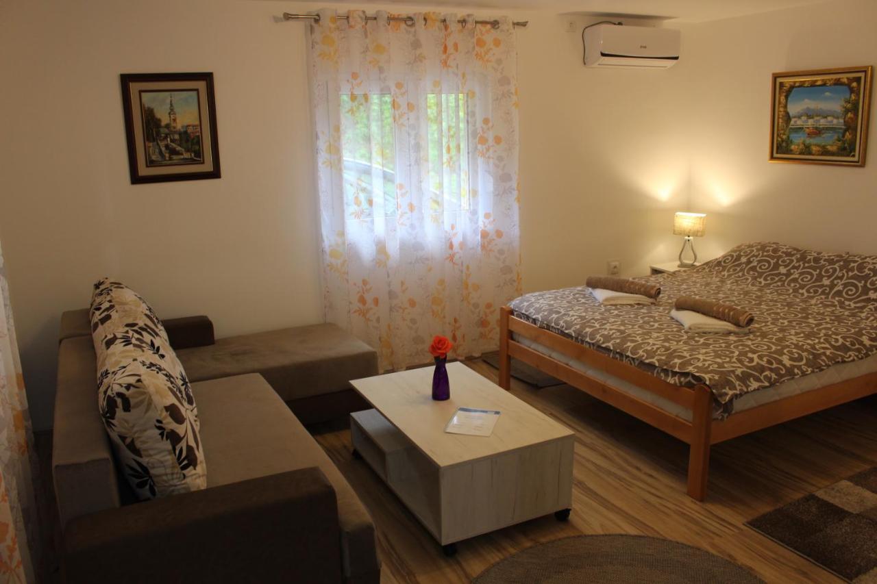 Ilic Apartment